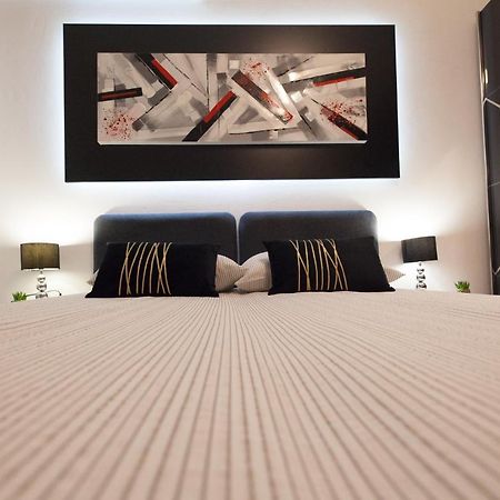Apartman Aurelius - Private Parking Osijek Luaran gambar