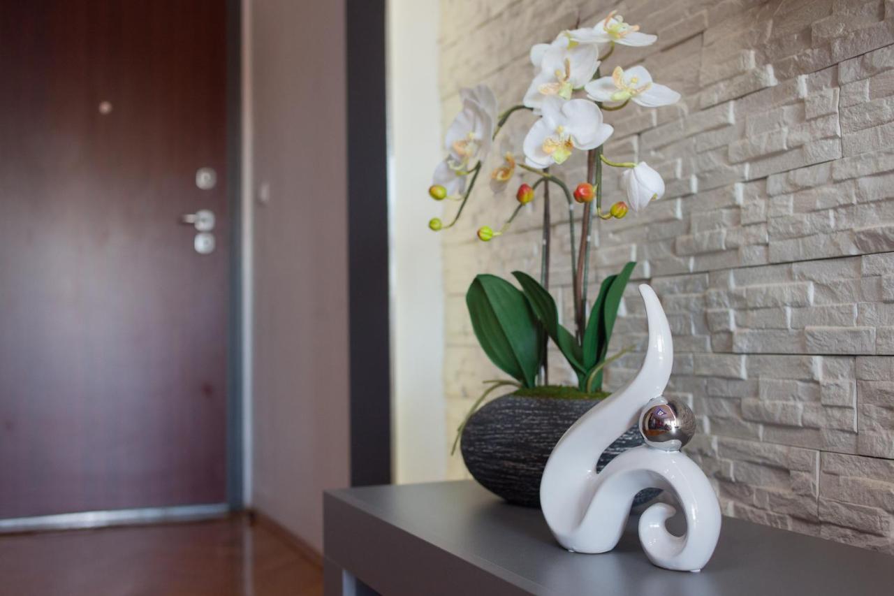 Apartman Aurelius - Private Parking Osijek Luaran gambar